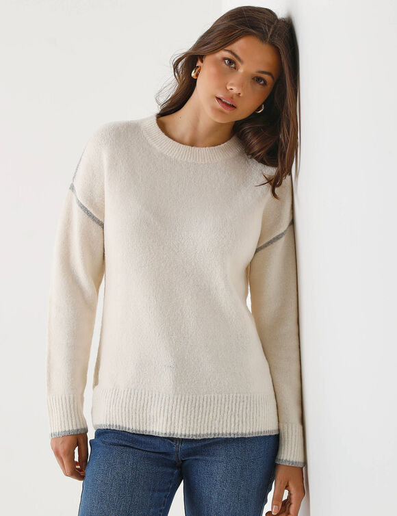 Pull bicolore en maille moelleuse (écru) Pull bicolore en maille moelleuse (écru)